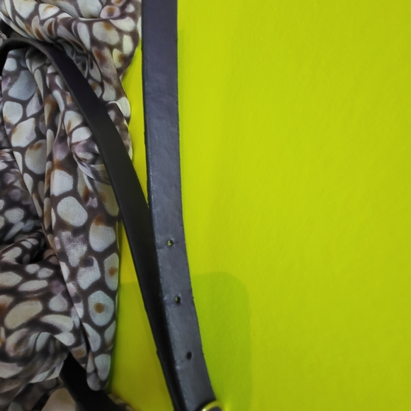 Dress / Blouse Over Denim - Picture 12 of 12